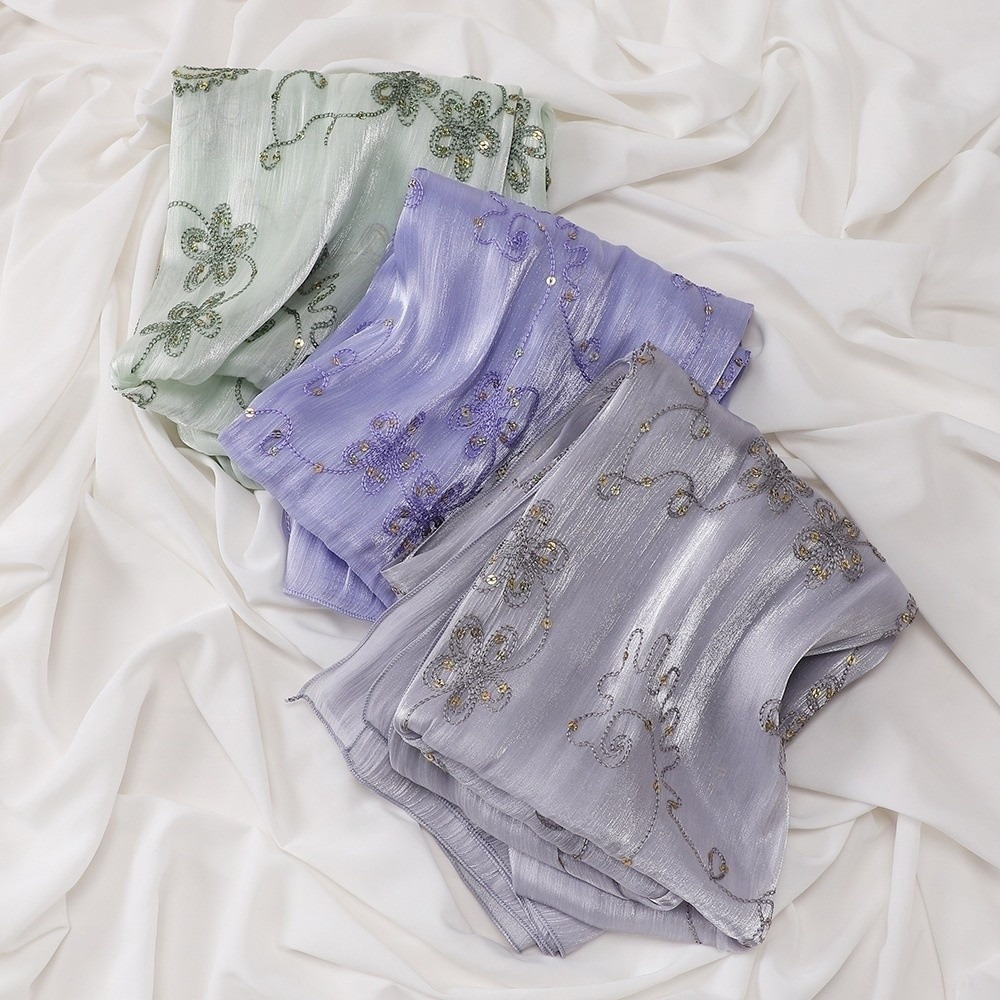 Elegant Hijab Shawl Embroidery - Embroidery Texture のレビューと価格