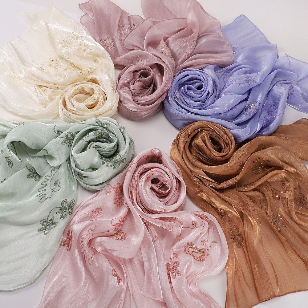 Elegant Hijab Shawl Embroidery - Embroidery Texture のレビューと価格