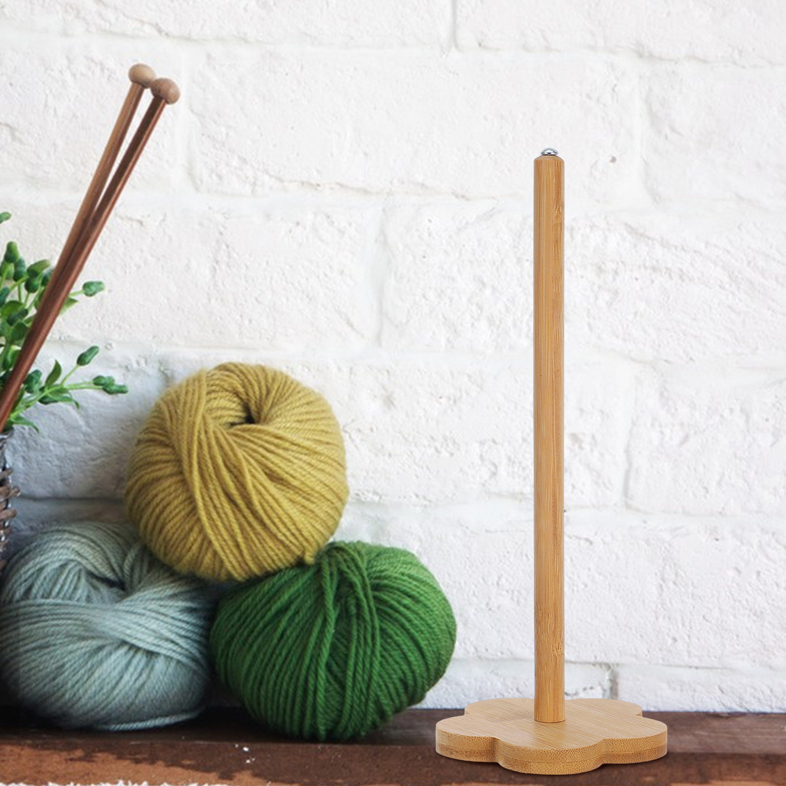 Rotating Bamboo Yarn Spinner H - Embroidery Yarns のレビューと価格