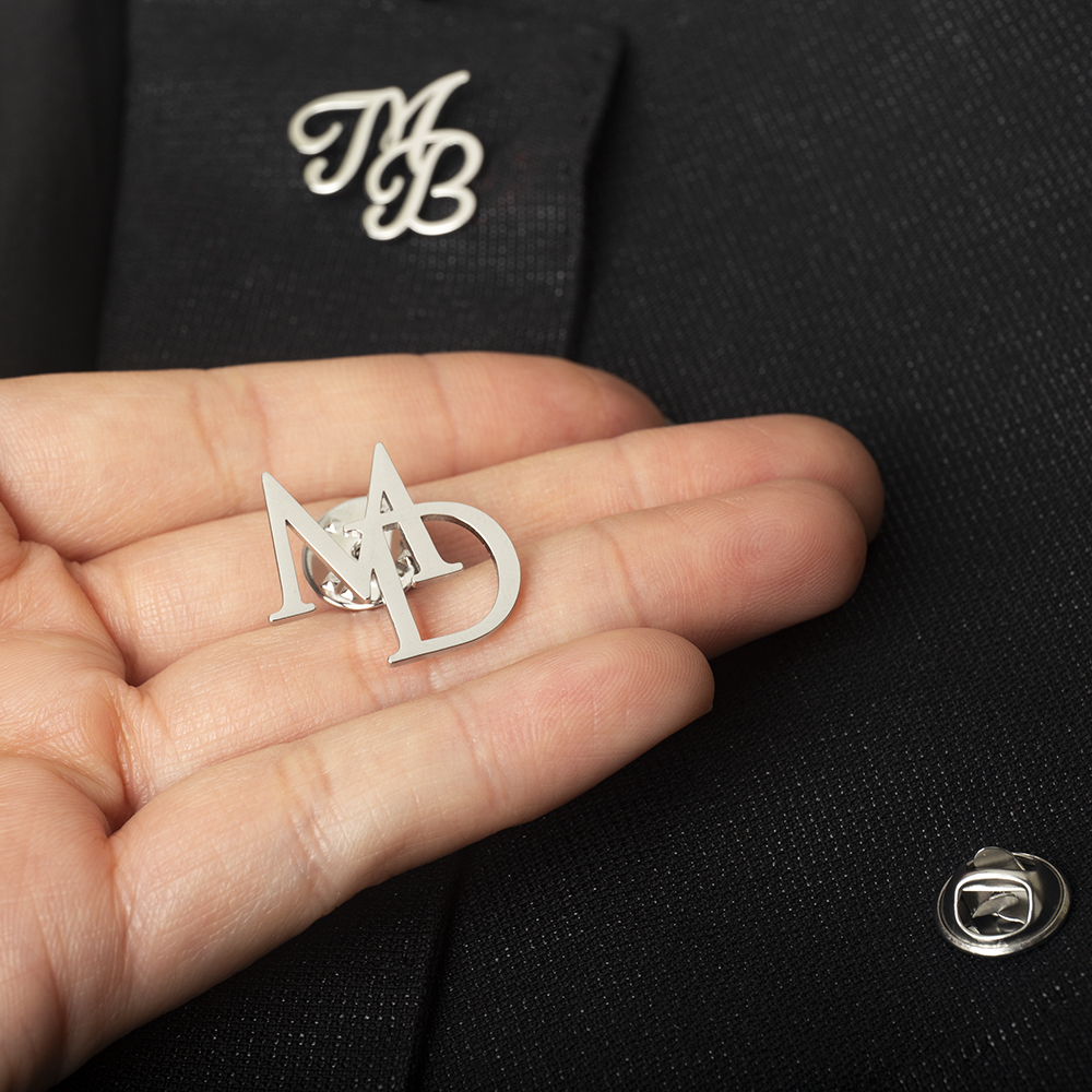 Tangula Custom Initials Brooch - Embroidery Name のレビューと価格