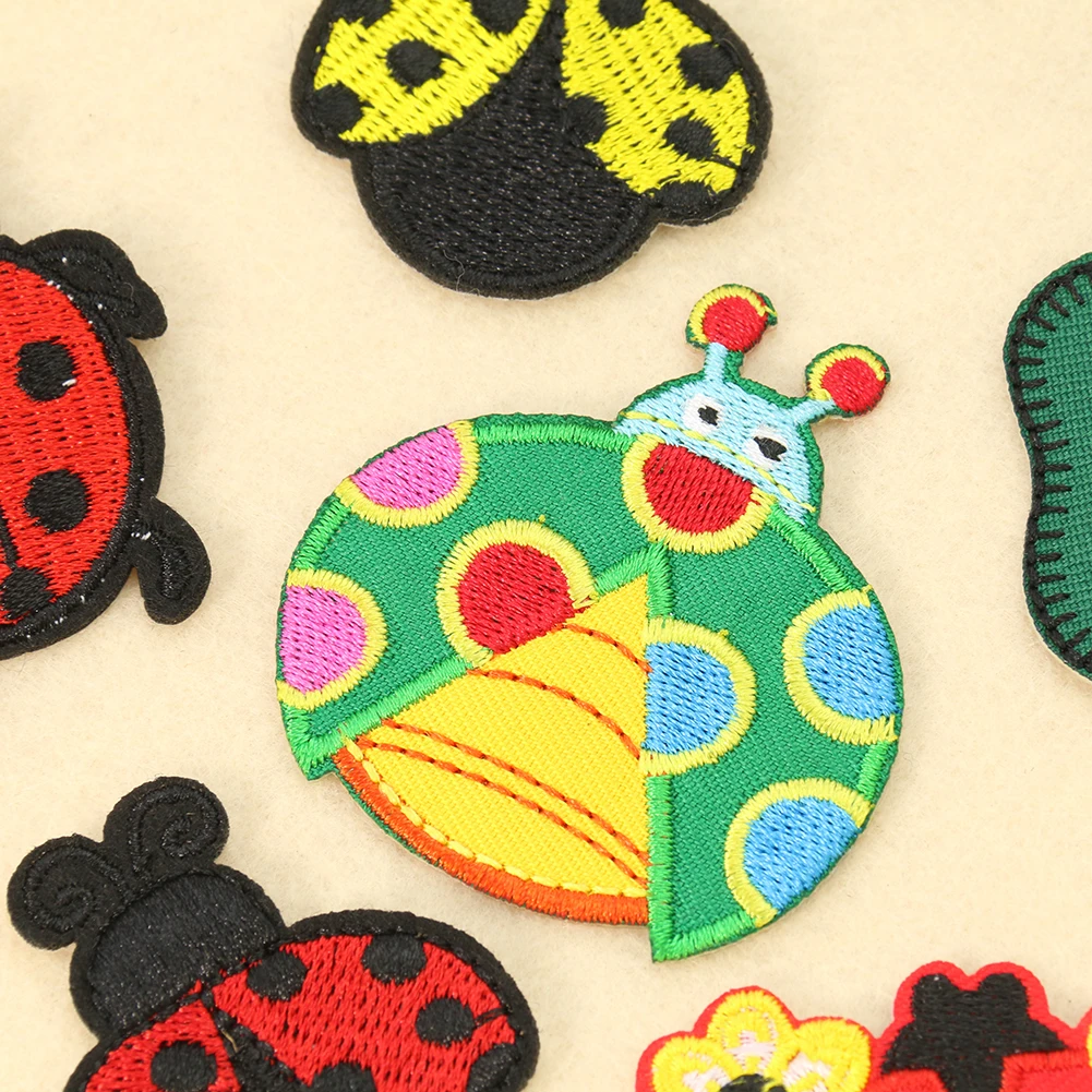2PC Cartoon Ladybug Four-leaf  - Embroidery Lady Bug のレビューと価格