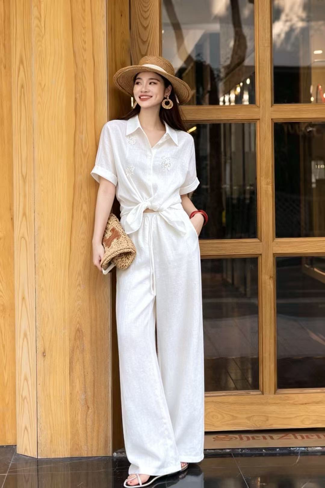 Heavyweight linen deaded embro - Embroidery Cotton Shirt のレビューと価格