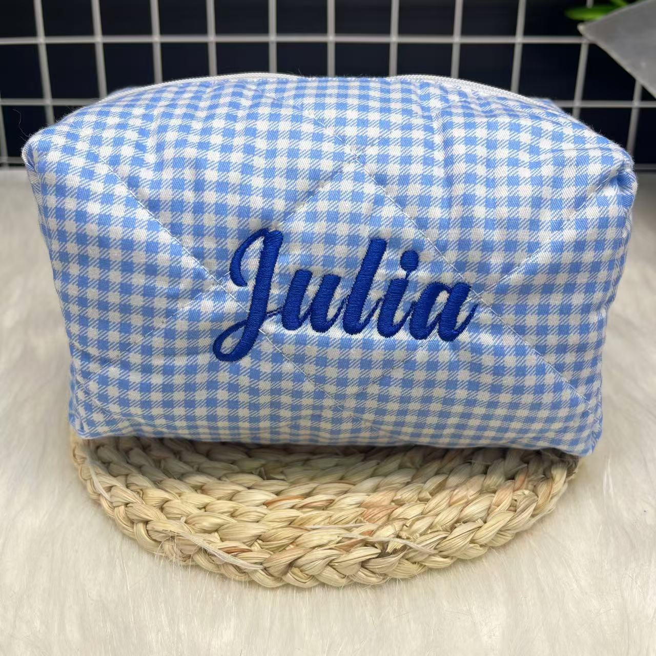 Large Capacity Striped Cosmeti - Embroidery Name のレビューと価格